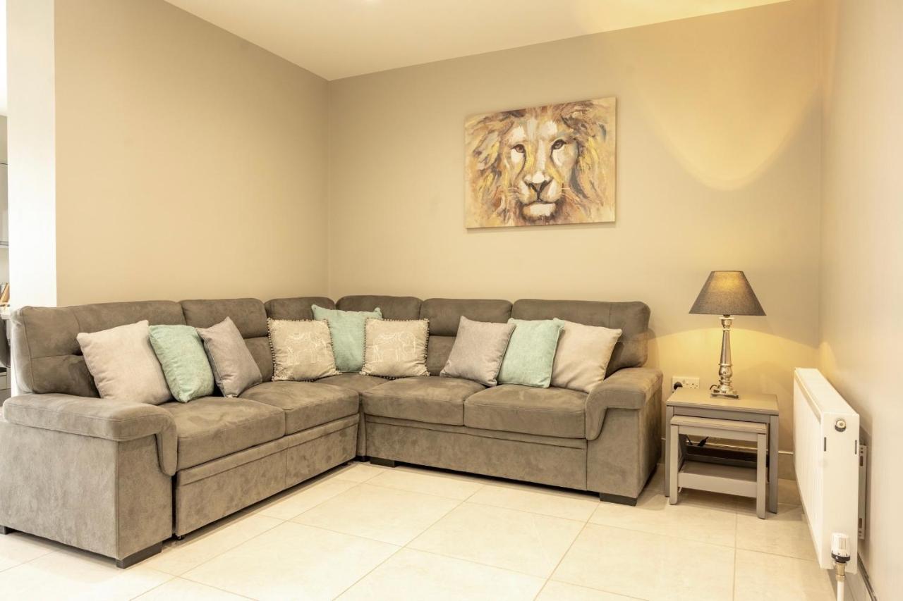 The View Apartment 2, Newry - Luxury Open Plan Apartment With City Views Exterior photo